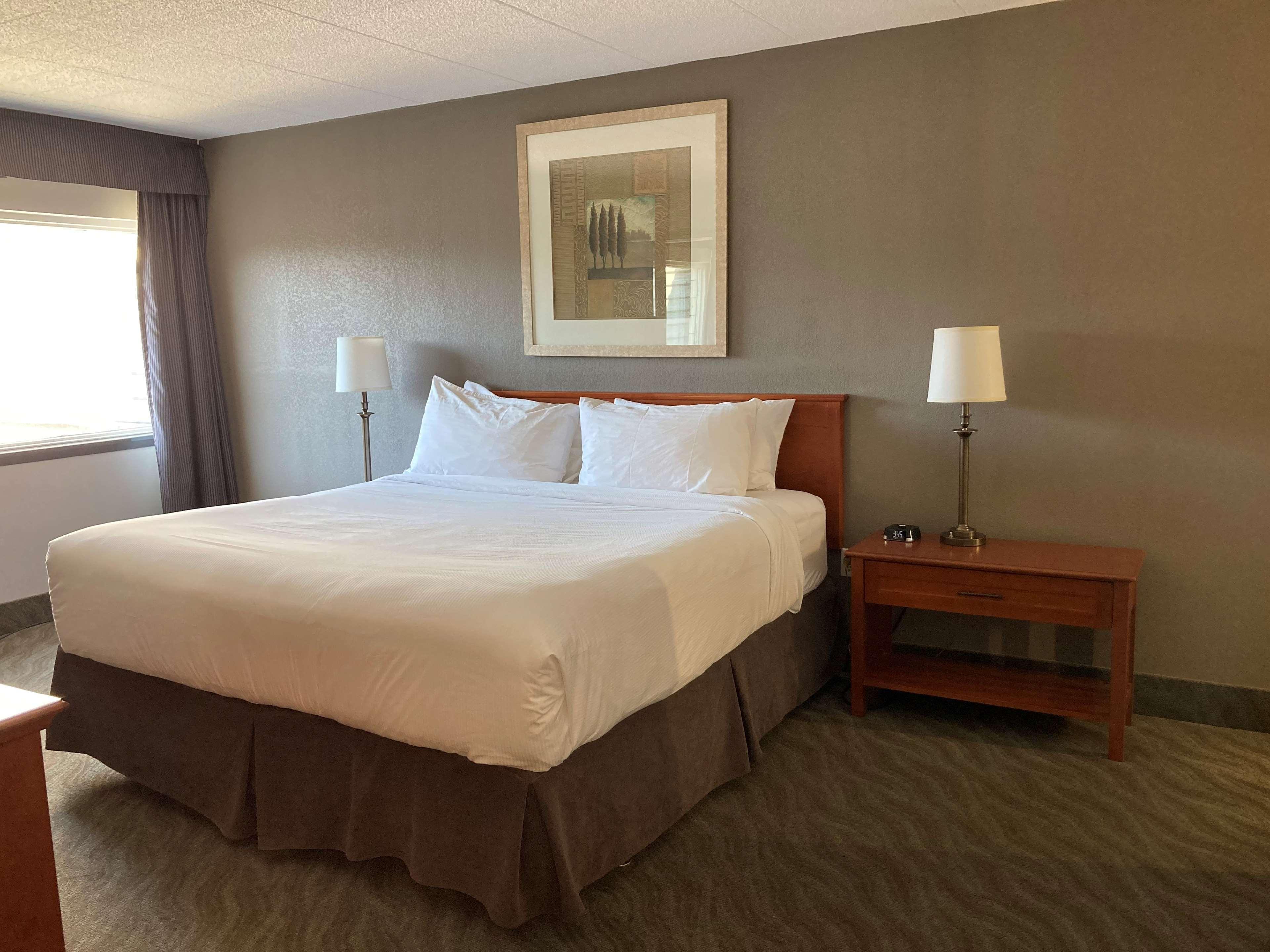 Best Western North Bay Hotel & Conference Centre Экстерьер фото