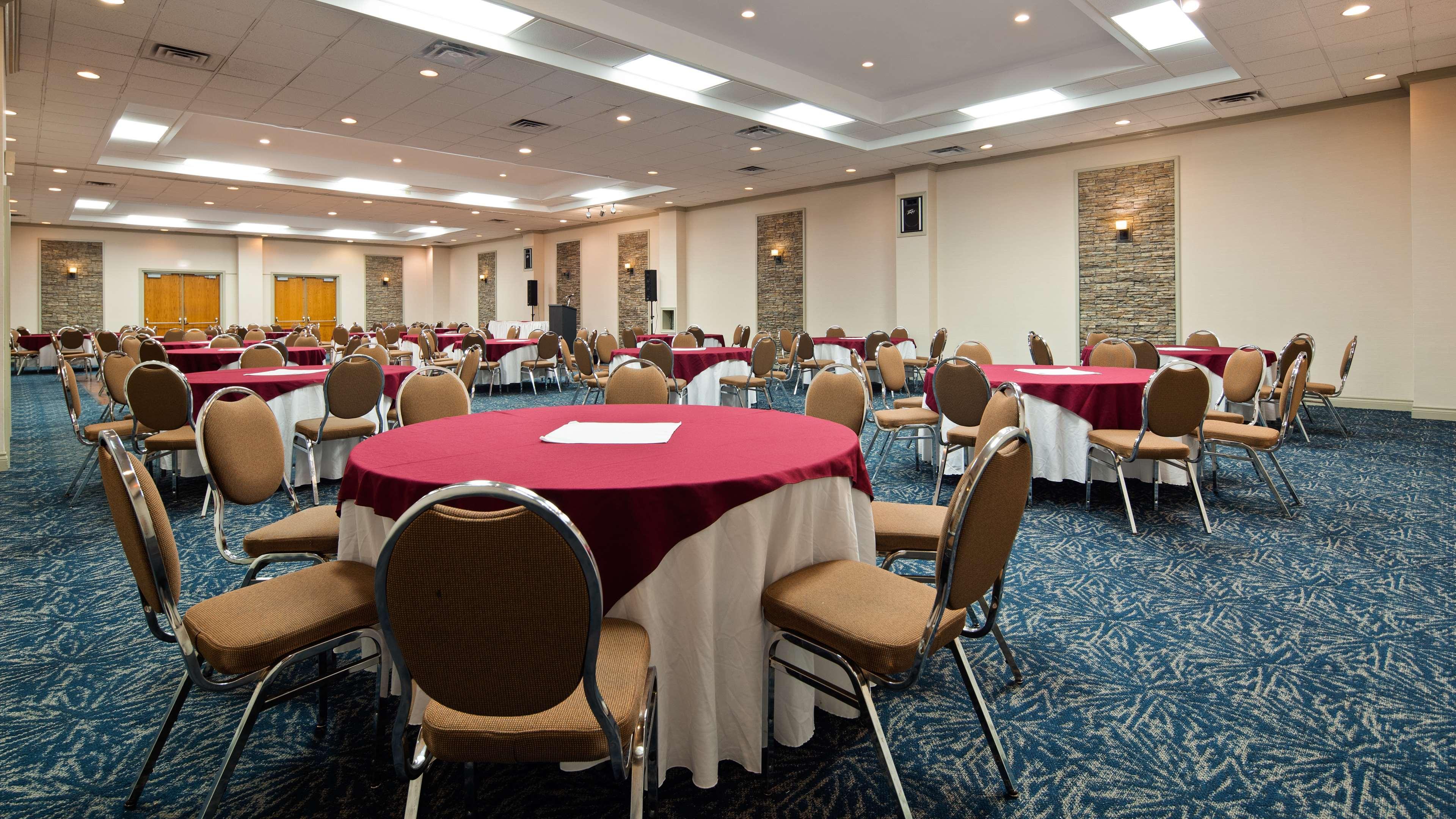 Best Western North Bay Hotel & Conference Centre Экстерьер фото