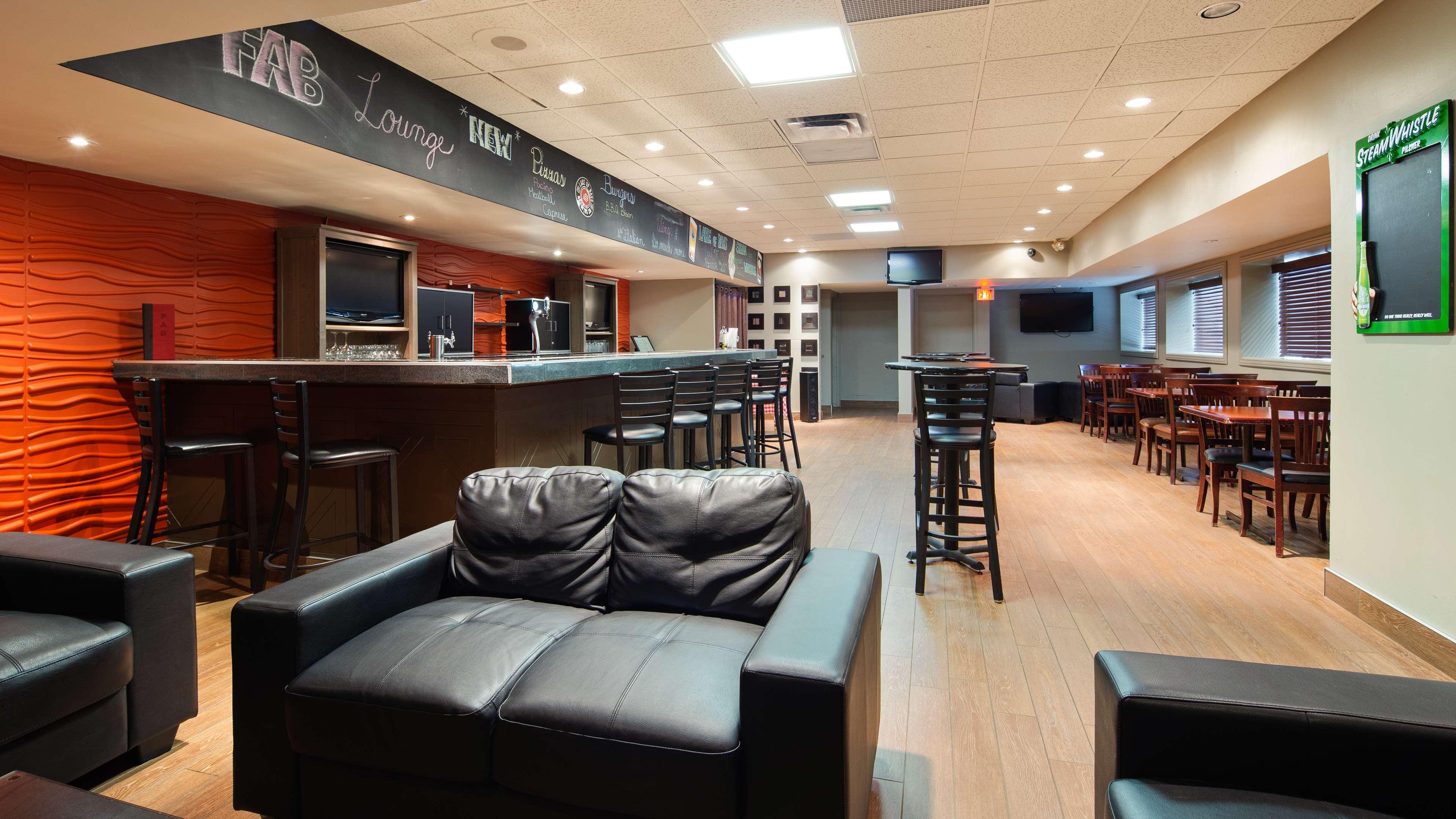 Best Western North Bay Hotel & Conference Centre Экстерьер фото
