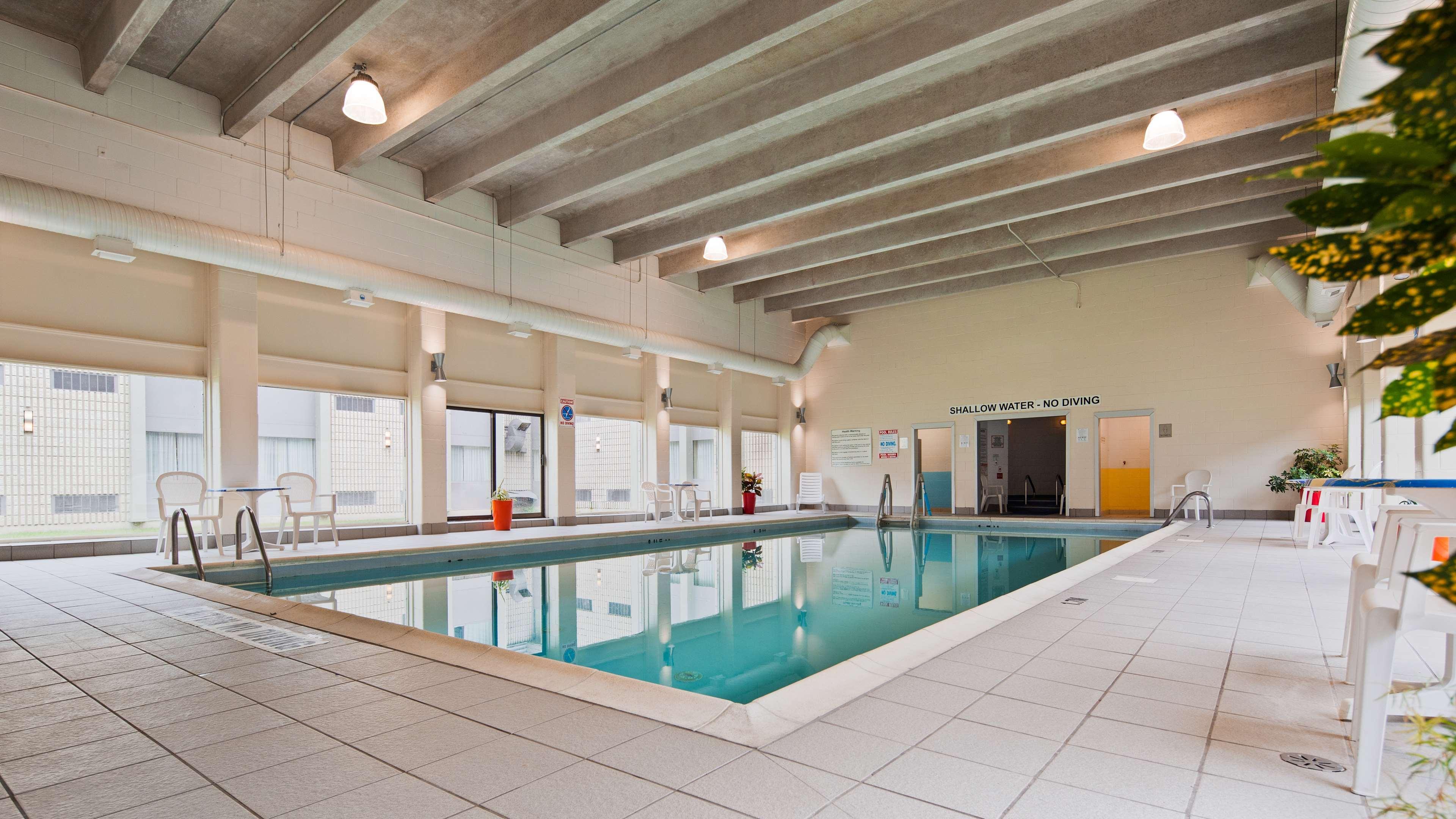 Best Western North Bay Hotel & Conference Centre Экстерьер фото
