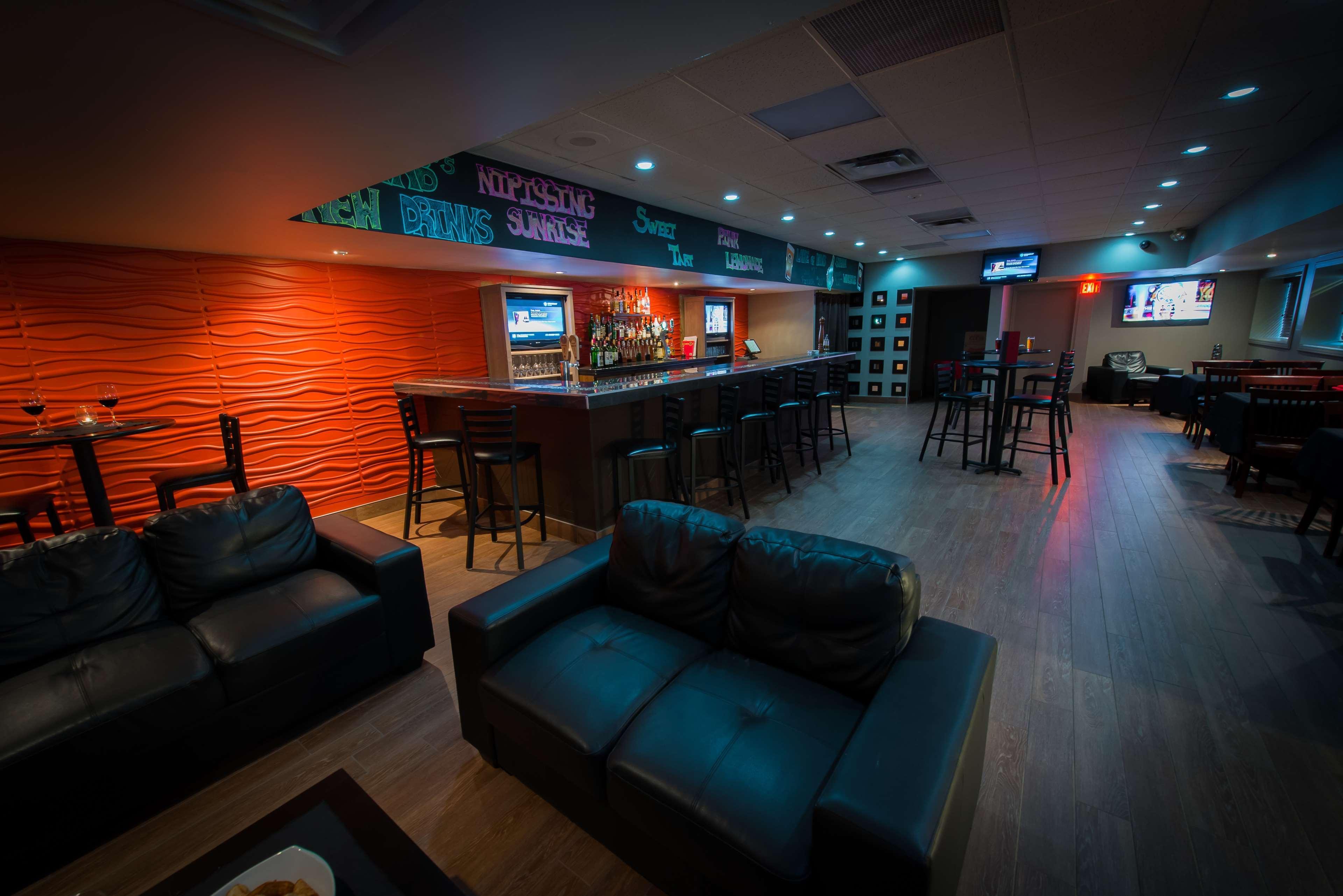 Best Western North Bay Hotel & Conference Centre Экстерьер фото