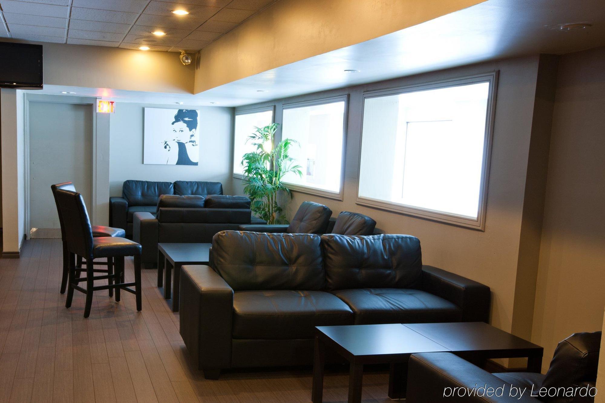 Best Western North Bay Hotel & Conference Centre Интерьер фото