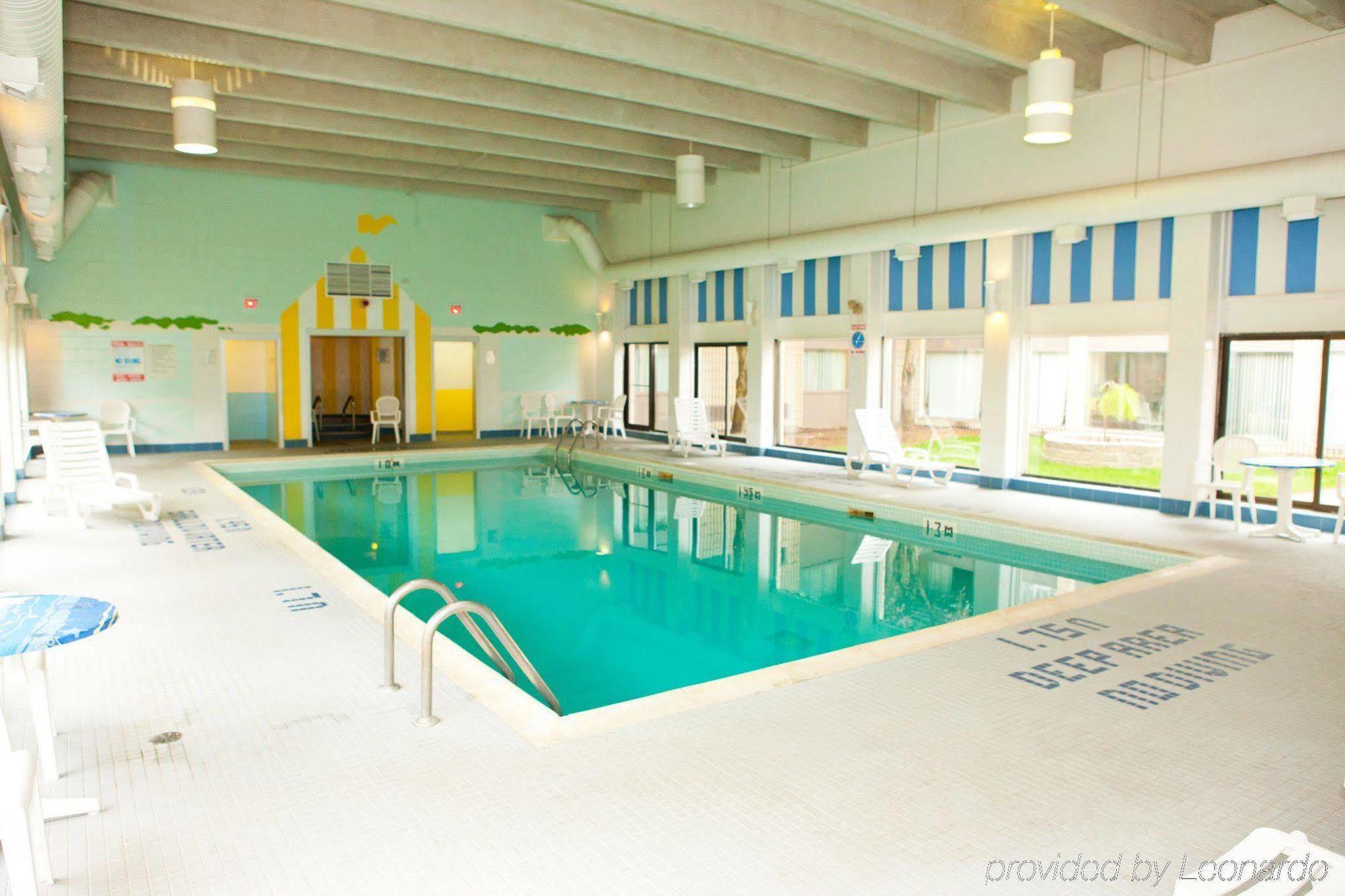 Best Western North Bay Hotel & Conference Centre Удобства фото